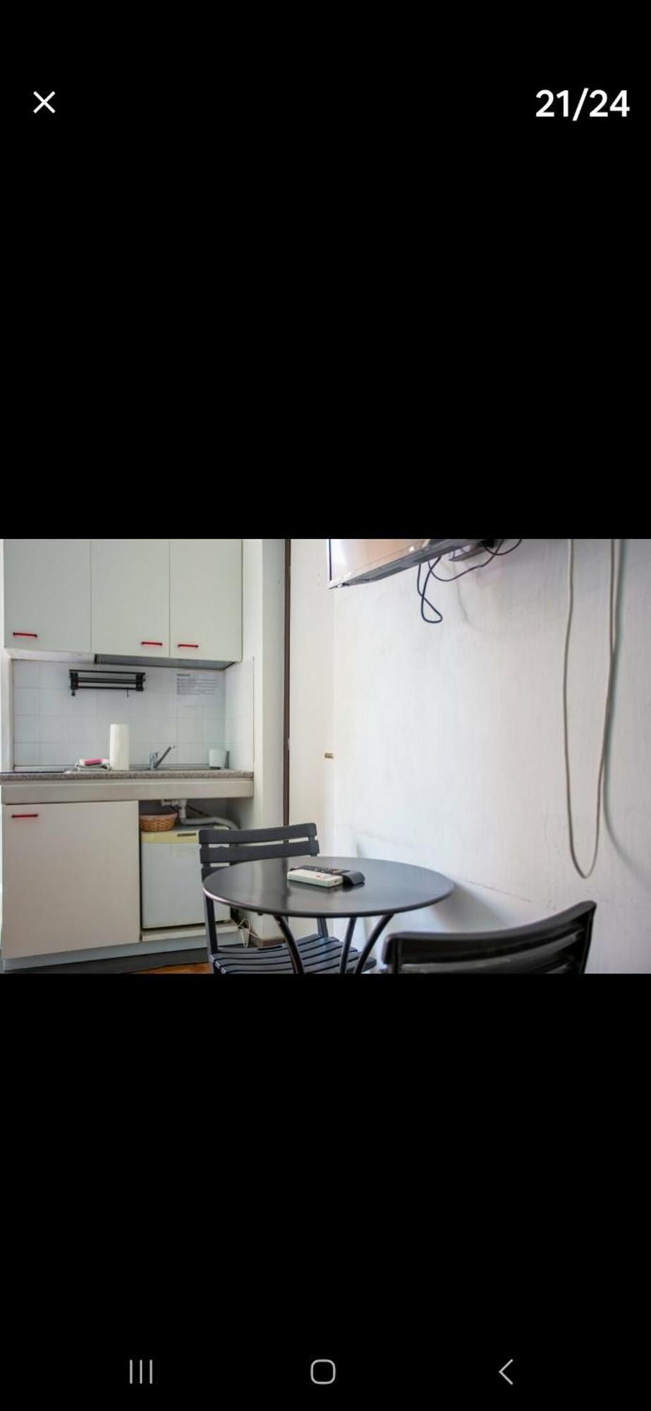 25 Apartment *